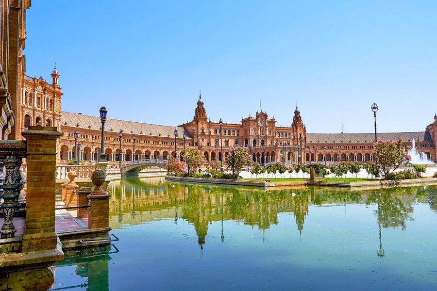 Seville: Small-Group City Highlights Walking Tour - María Luisa Park and the approach to Plaza de España