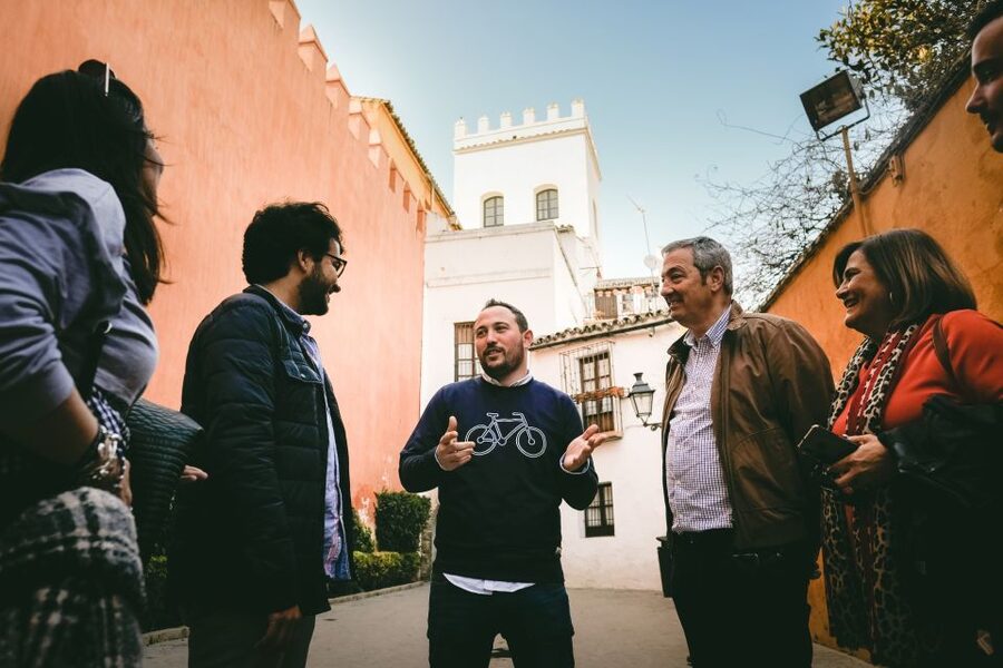 Seville: Small-Group Jewish Quarter Discovery Walking Tour - Key points to know before you book