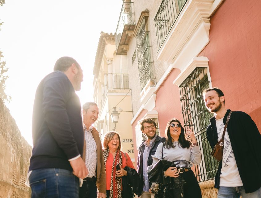 Seville: Small-Group Jewish Quarter Discovery Walking Tour - Plaza del Triunfo and Patio de Banderas