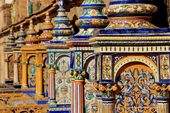 Seville Small-Group Monumental Highlights Walking Tour - The Torre del Oro and Seville’s river gateway