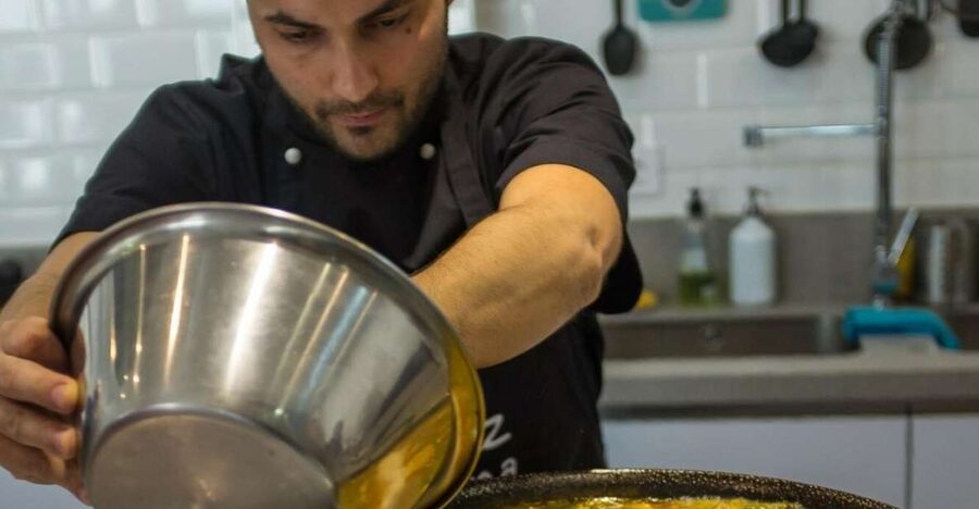 Seville: Spanish Cooking Class with Dinner - Key points at a glance