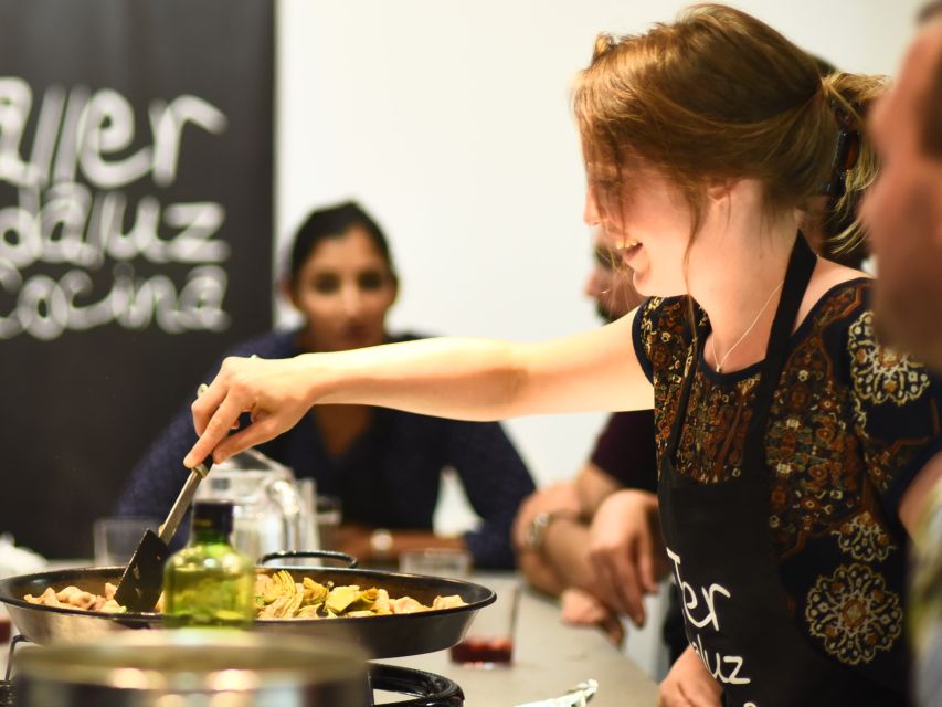 Seville: Spanish Cooking Class with Dinner - Cooking Spanish food inside Triana Market