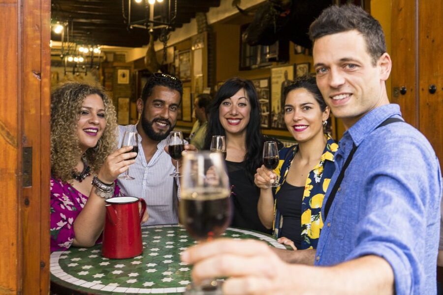 Seville: Tapas Crawl - Five-minute walks between bars keep the evening moving