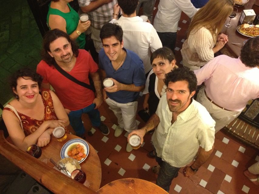 Seville: Tapas Tour Across the River in Triana - What the guide adds to the evening