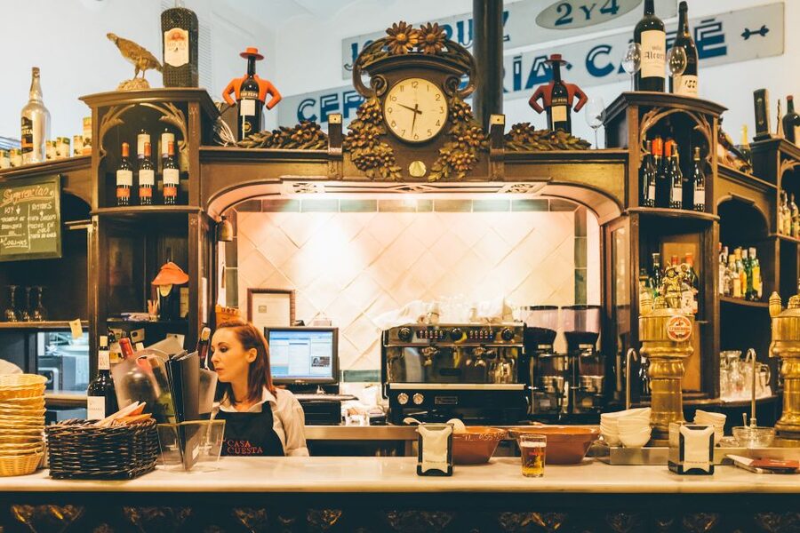 Seville: Tapas Tour Across the River in Triana - Traditional Triana route or the Alameda alternative?