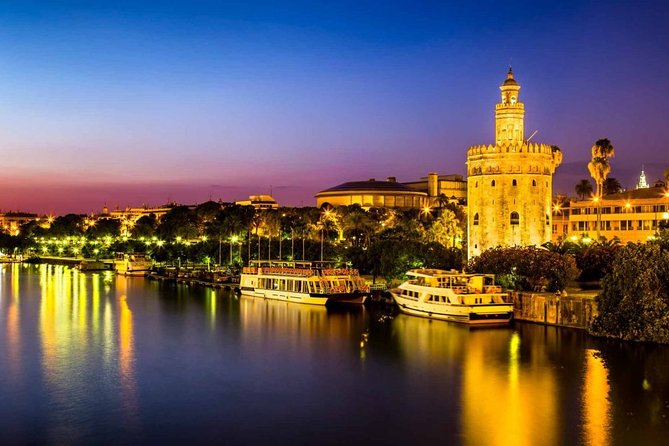 Seville: The City’s Top Highlights - Seville Cathedral: a giant Gothic interior