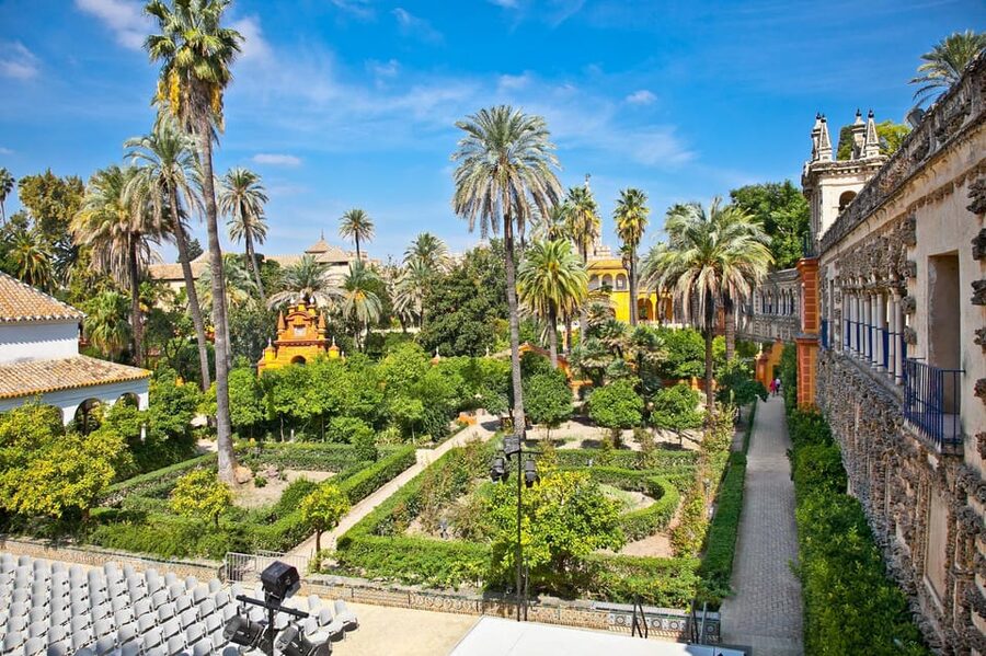 Seville: Tour Alcázar, Cathedral & Giralda Priority Access - The Royal Alcázar, courtyards and royal rooms