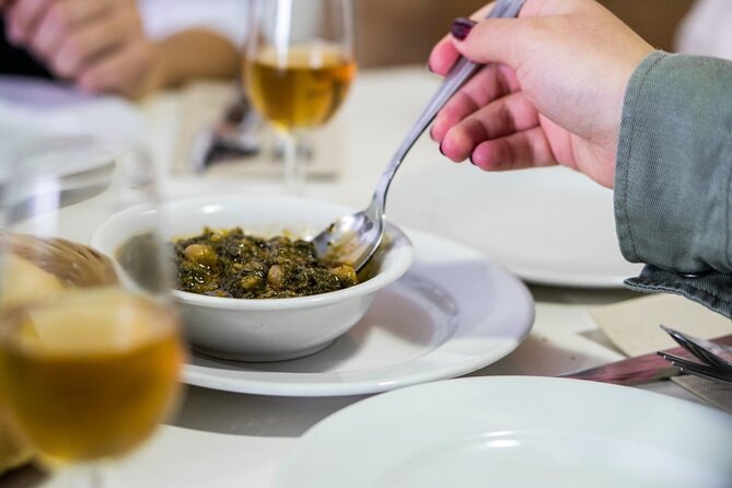Seville: Triana Market Tapas Tour - History that adds flavor to the food