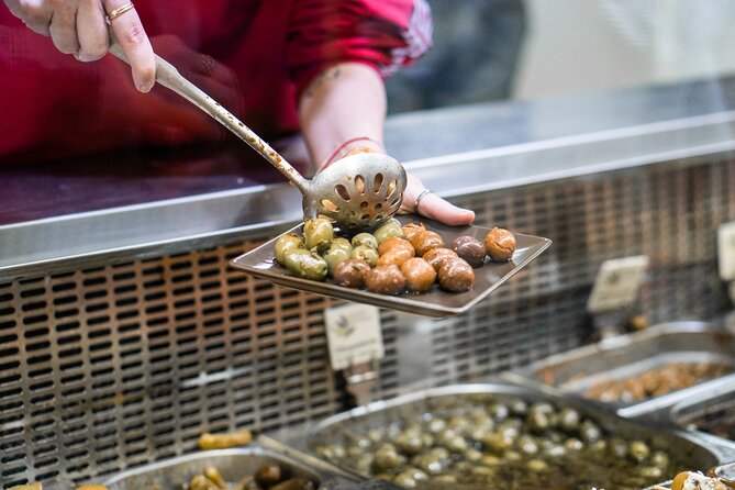 Seville: Triana Market Tapas Tour - How the two hours are likely to unfold