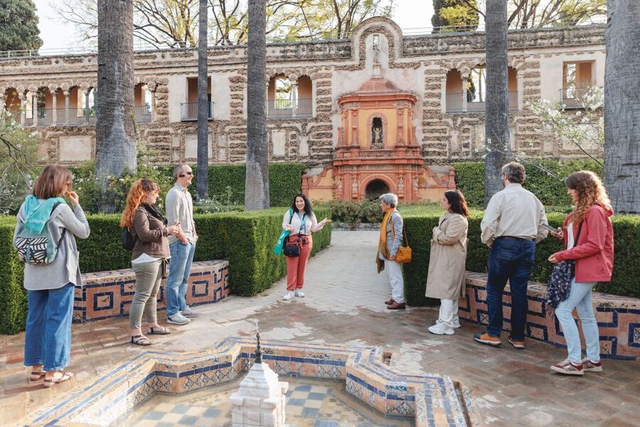 Seville: VIP Exclusive Early Access Tour of The Alcazar - Entering the Alcazar before the doors open