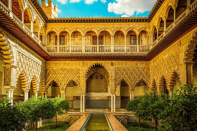 Skip the Line Seville Alcázar, Cathedral & Giralda Guided Tour - Why this two-and-a-half-hour route works