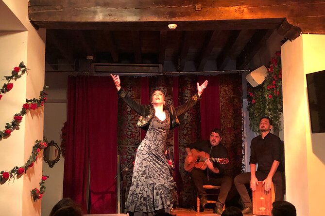 Skip the line: Tablao Flamenco Andalusí Ticket - The music can feel intense and unfamiliar