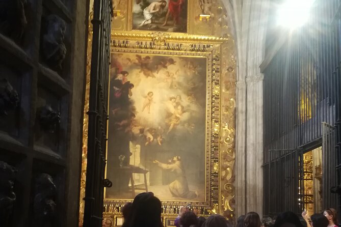 Small Group Tour to Cathedral and Giralda Direct Entrance - Who should book this Seville Cathedral tour?