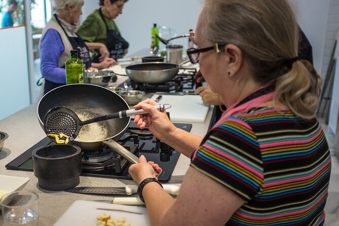 Spanish Cooking Class & Triana Market Tour in Sevilla - Dietary changes and cooking comfort