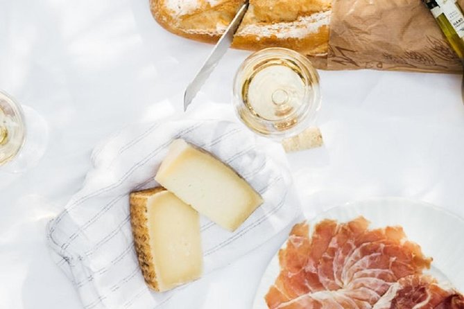 Sunset, tapas and Triana - The opening walk through Calle Betis and Calle Pureza