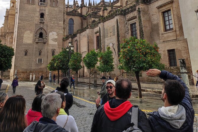 The Seville of the 3 Cultures - From the Alcázar walls to the Archive of the Indies