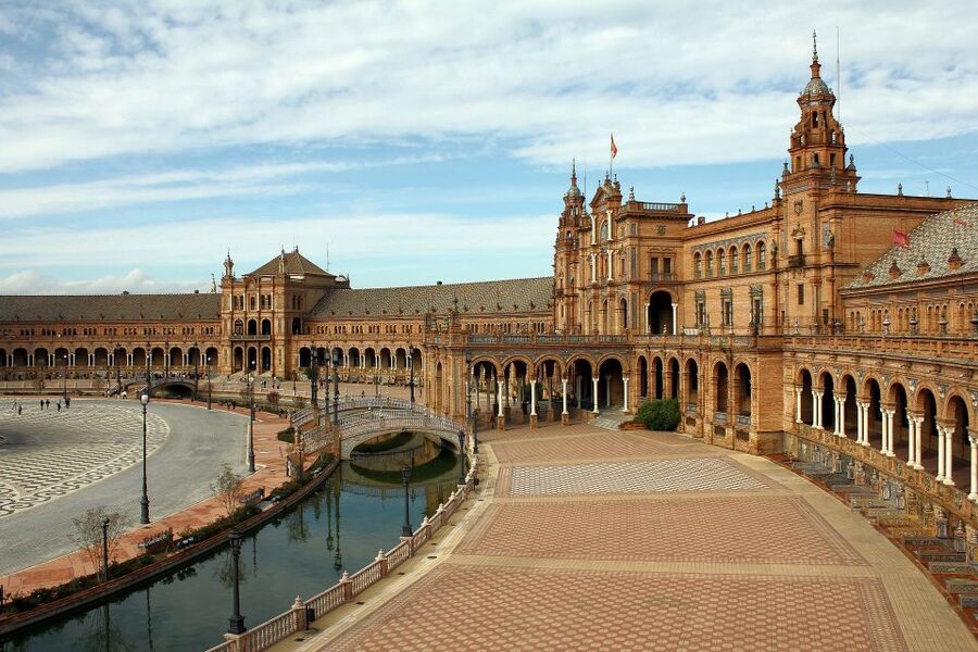 Welcome to Seville: Private Tour with a Local Host - A personal introduction to Seville