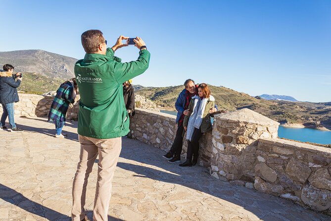White Villages and Ronda Day Tour from Seville - The winding road to Ronda