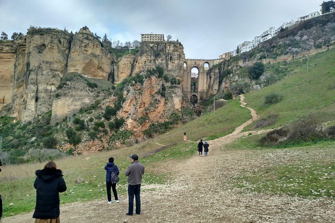 White Villages and Ronda Day Tour from Seville - Who should book this tour?
