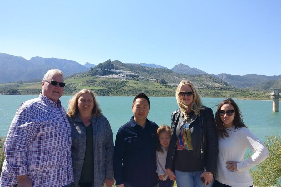 White Villages & Ronda 2-Days Trip & Overnight Stay - Guide quality and group arrangements